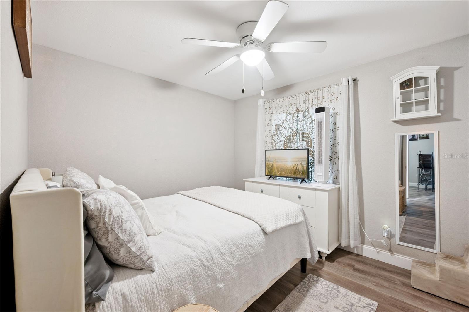 ROLLING OAKS - Residential