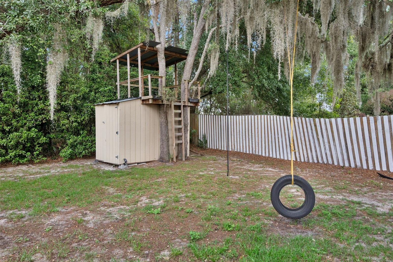 ROLLING OAKS - Residential
