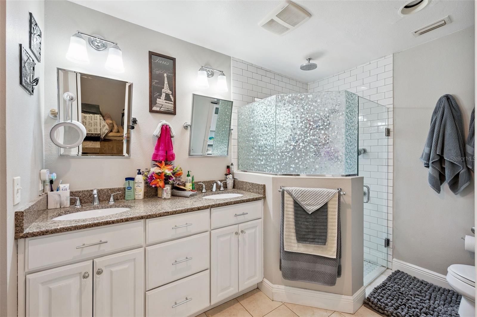 ROLLING OAKS - Residential