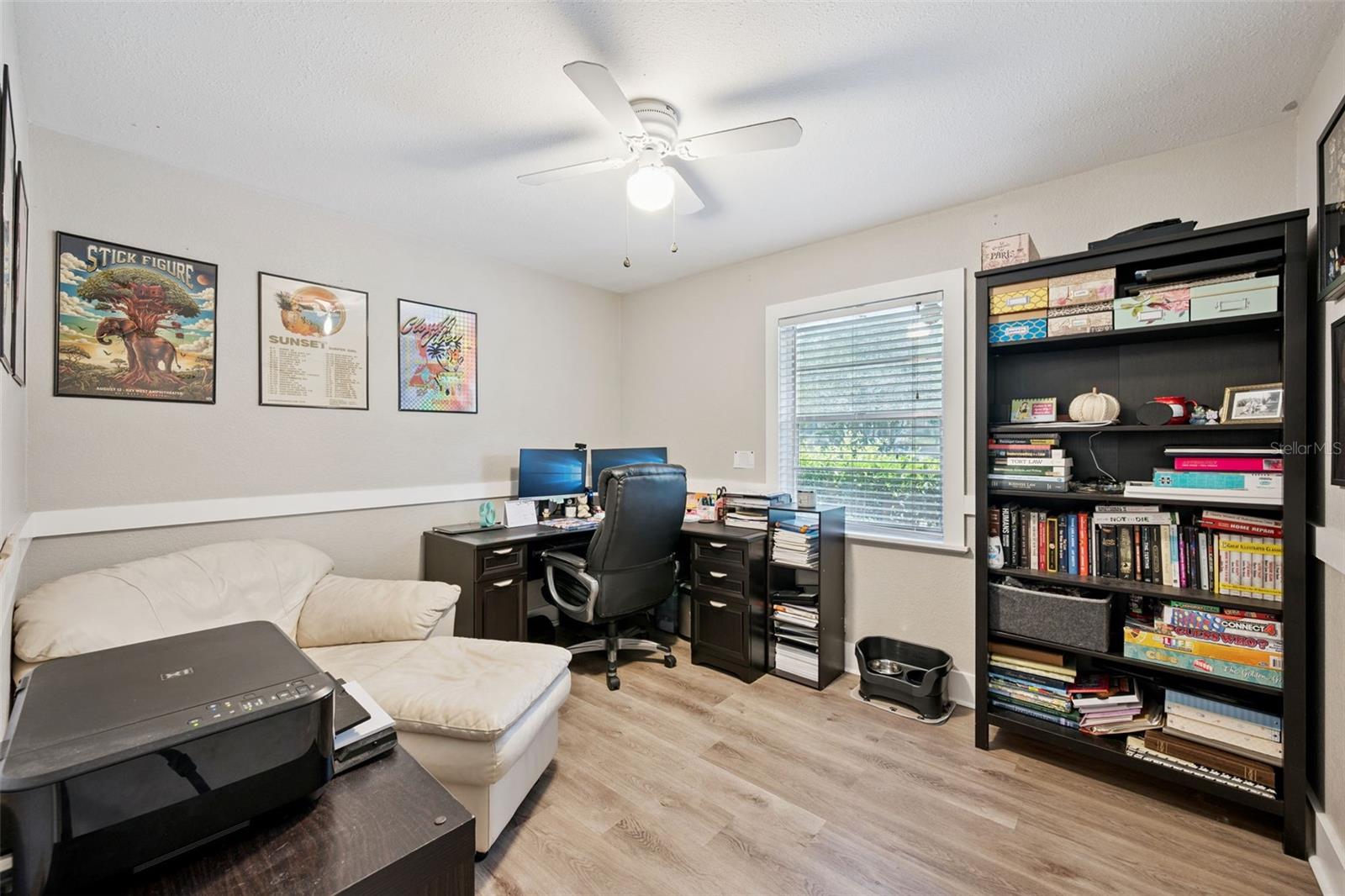 ROLLING OAKS - Residential