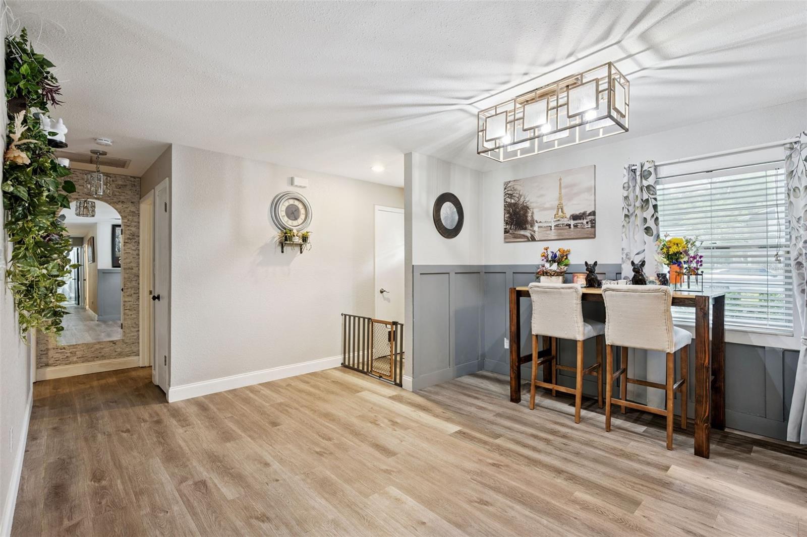 ROLLING OAKS - Residential