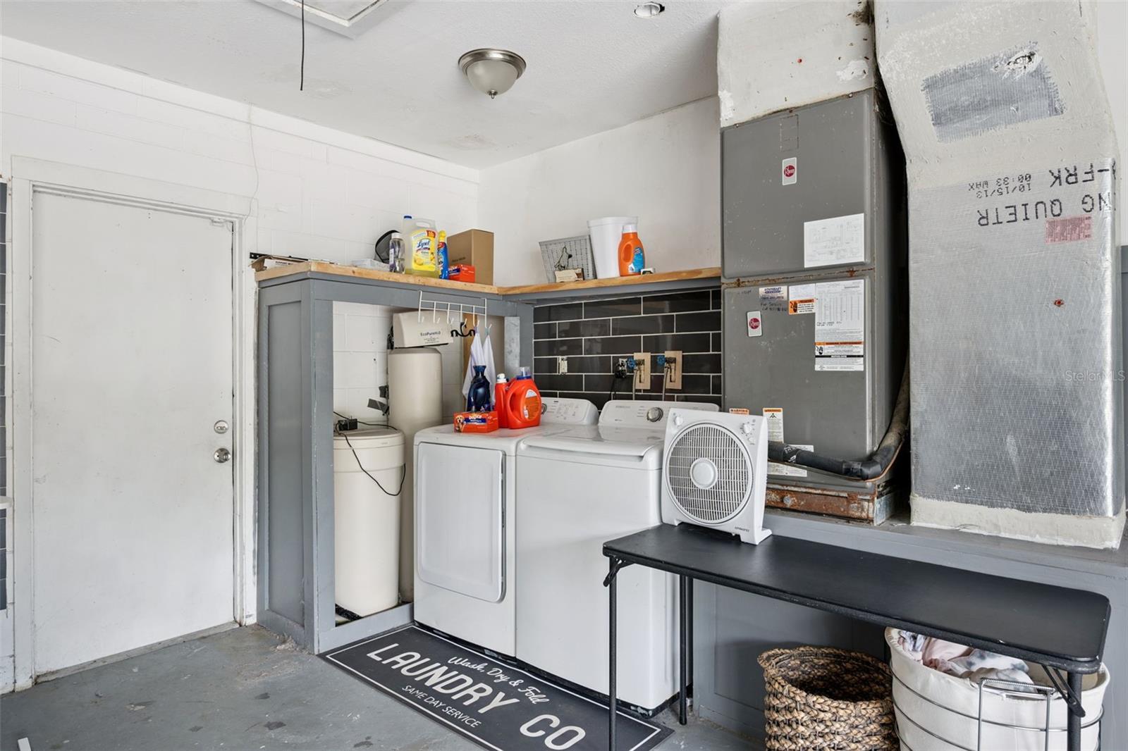 ROLLING OAKS - Residential