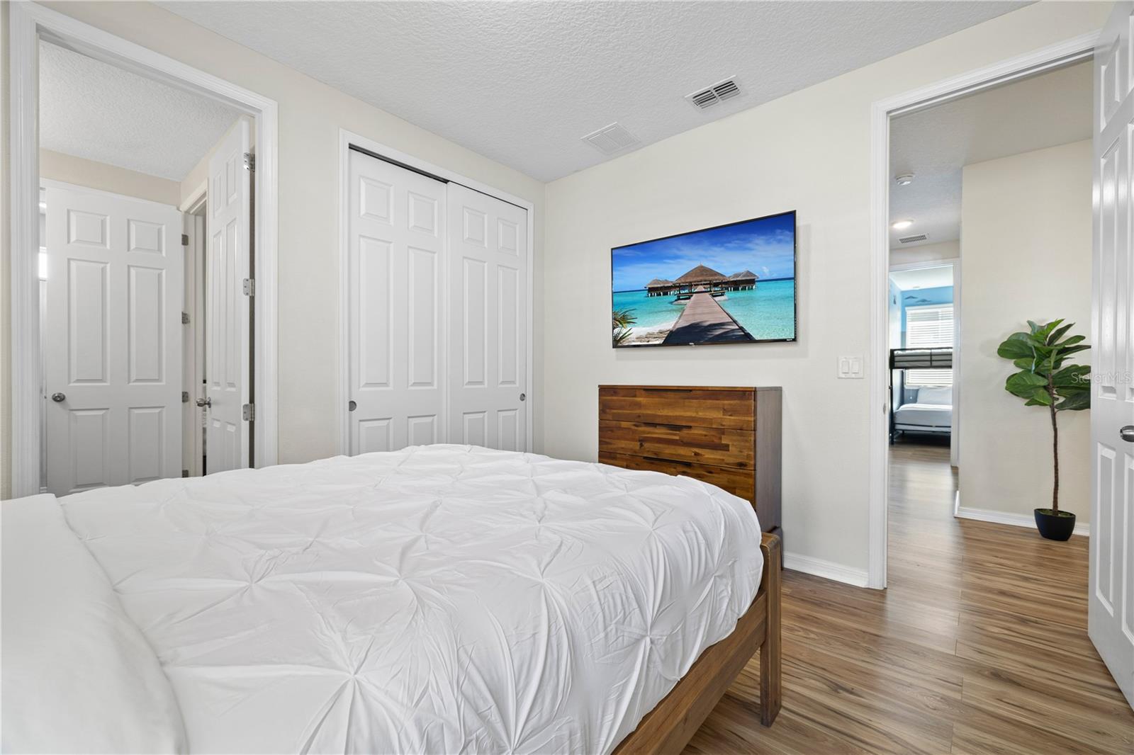 SOLARA RESORT - Residential