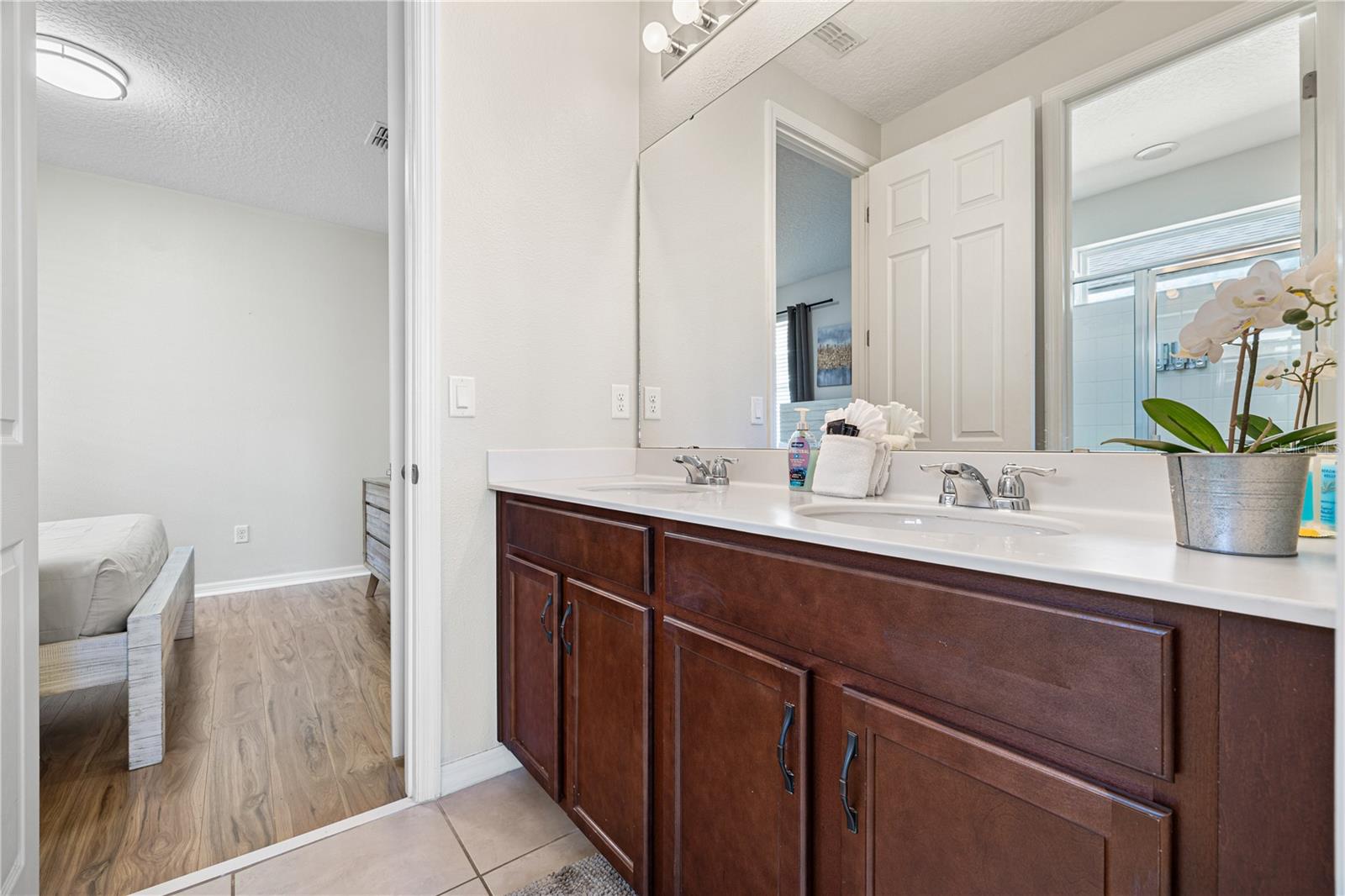 SOLARA RESORT - Residential