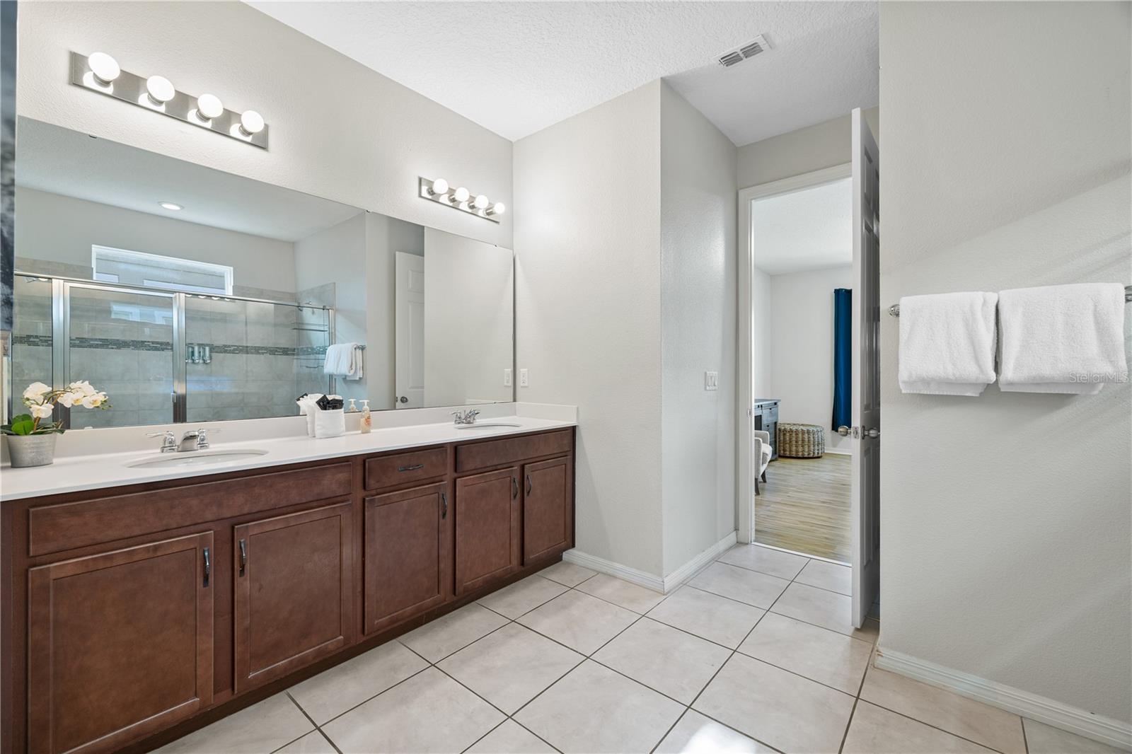 SOLARA RESORT - Residential