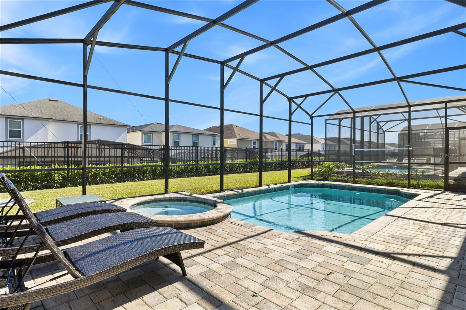 SOLARA RESORT - Residential