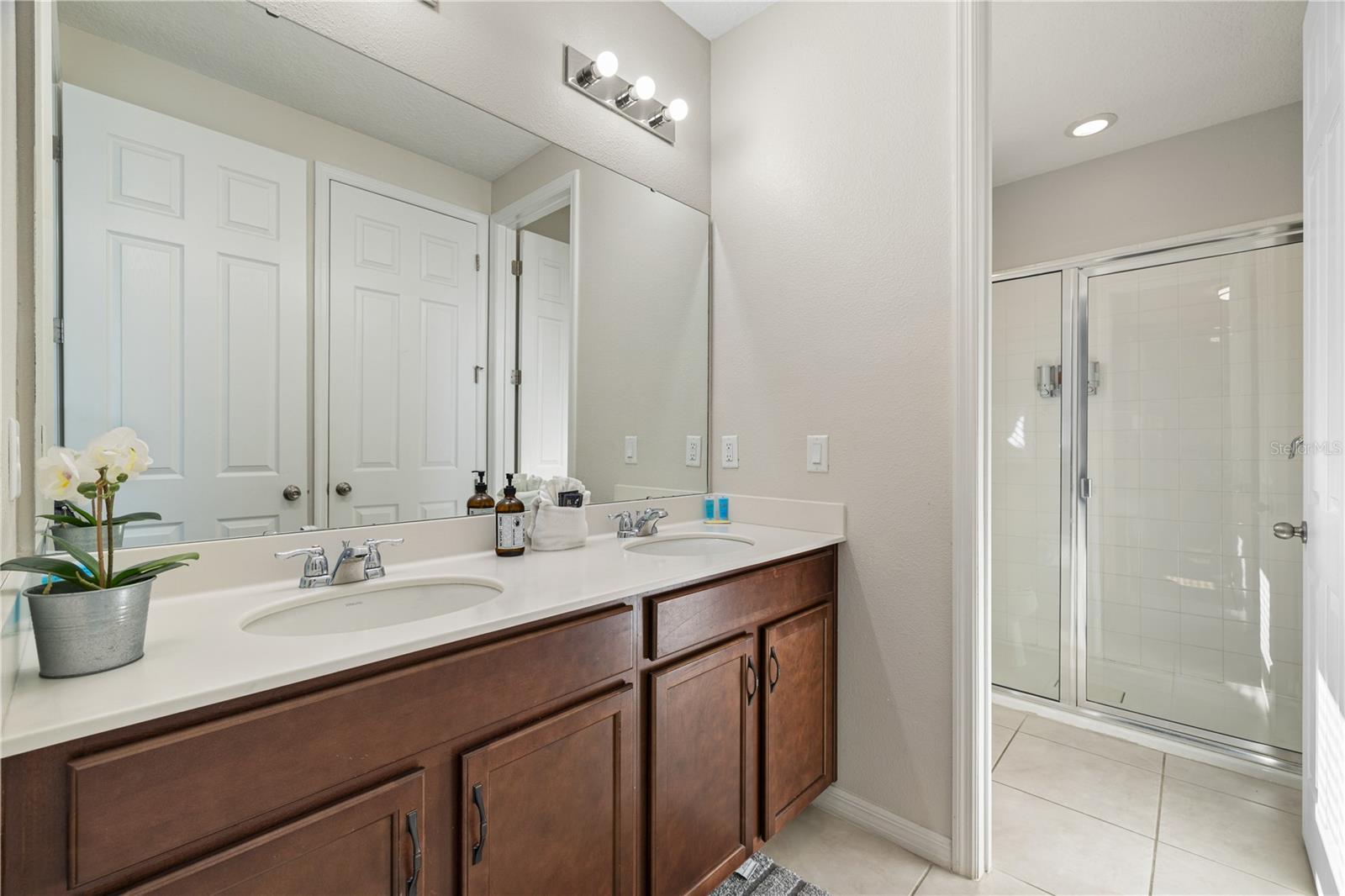 SOLARA RESORT - Residential