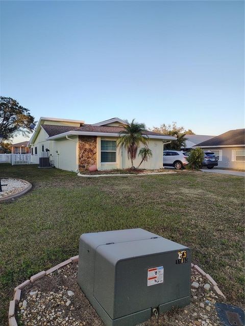 A home in LAKELAND