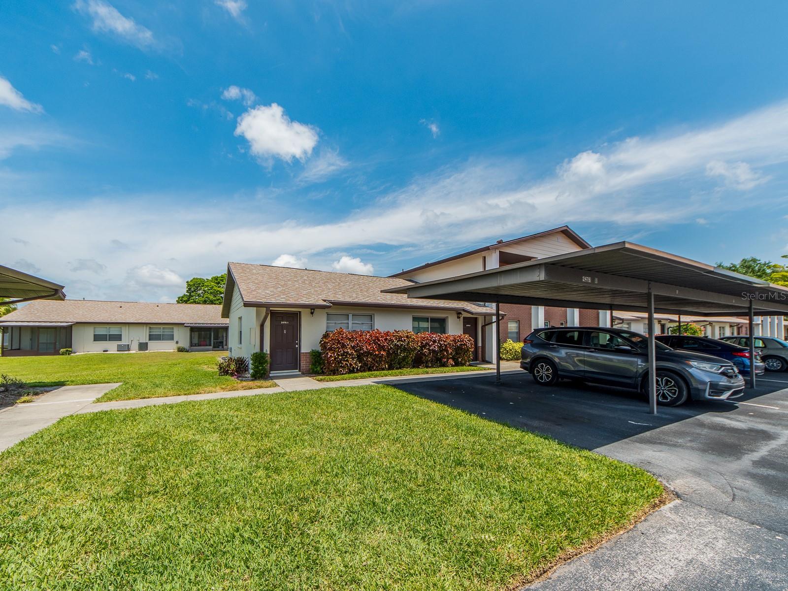 VILLAS AT COUNTRYSIDE THE - Residential