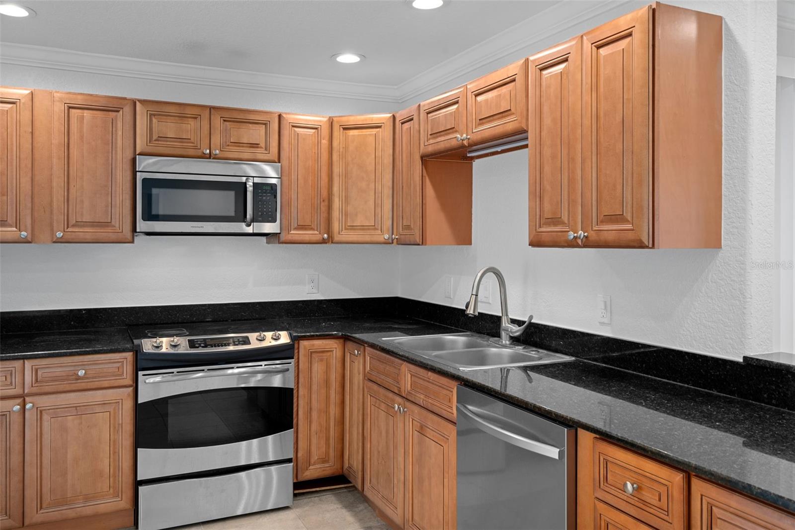 CORDOVA GARDENS III - Residential