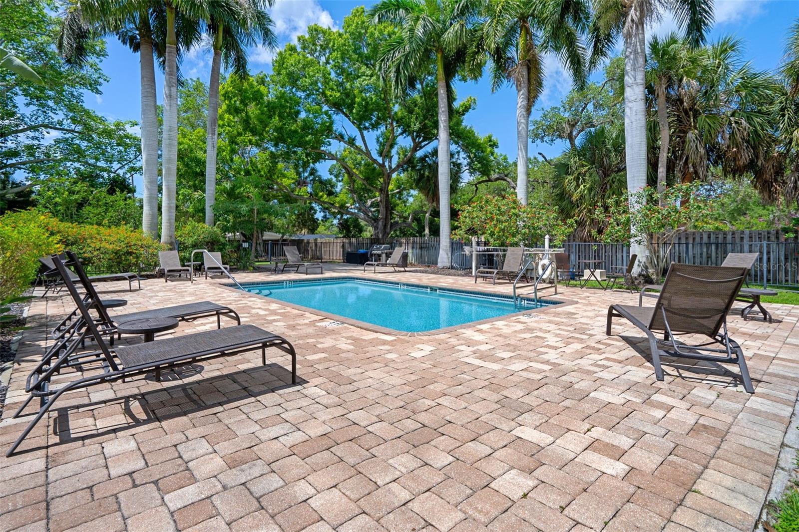 CORDOVA GARDENS III - Residential
