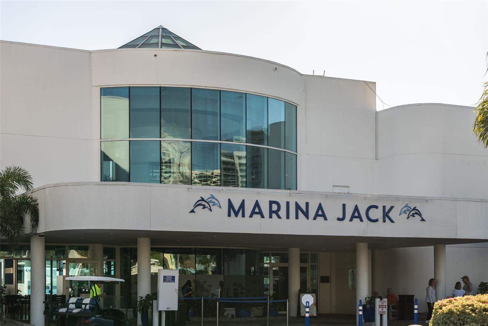 7 ONE ONE PALM - Residential