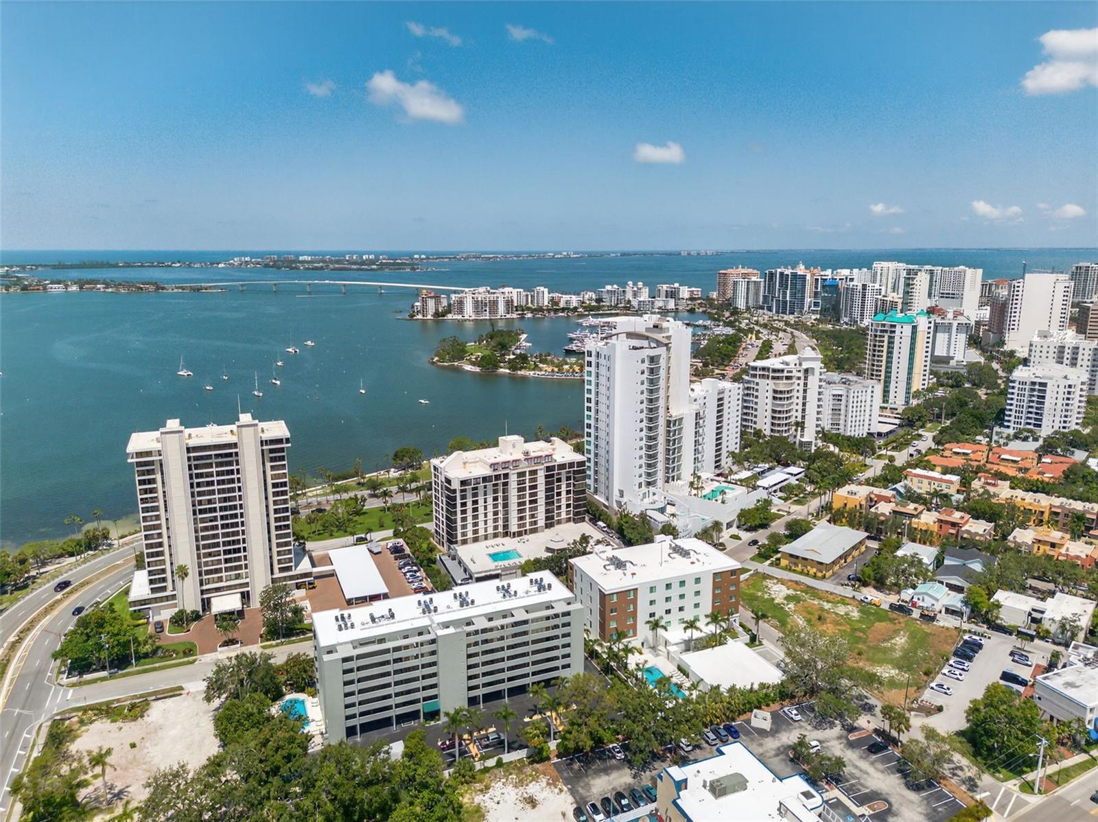 7 ONE ONE PALM - Residential