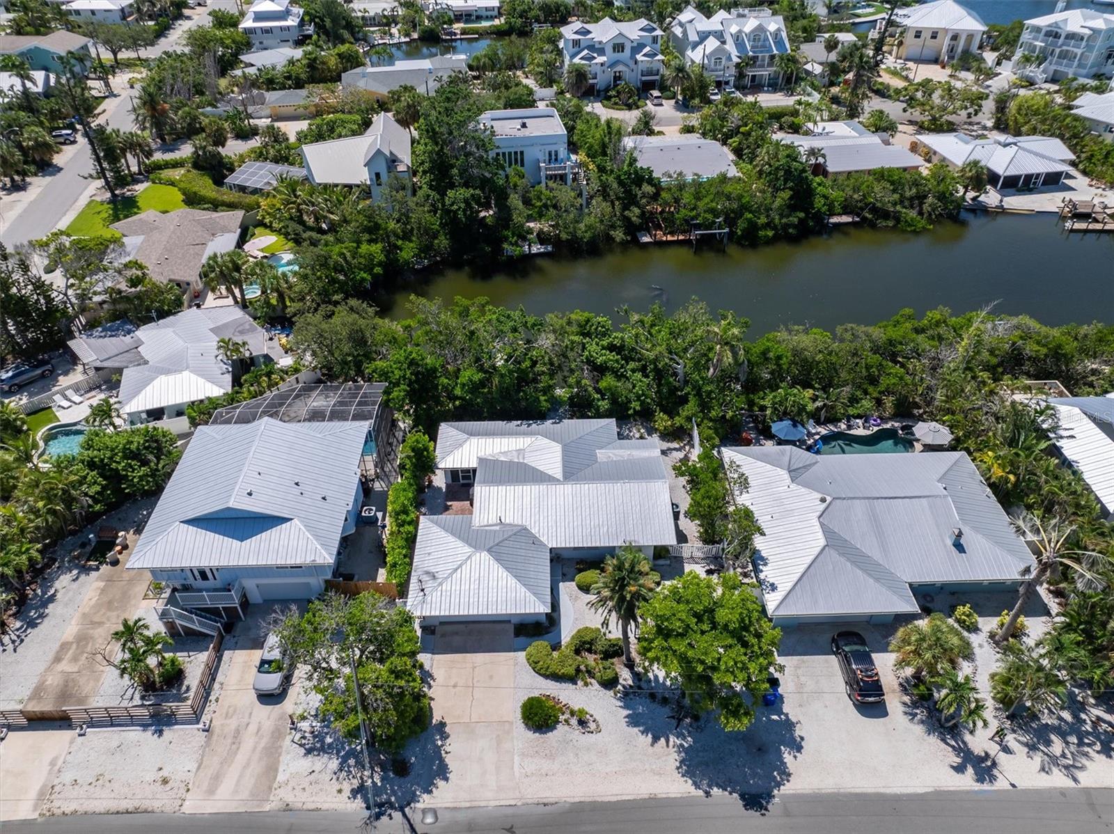 LUANA ISLES - Residential