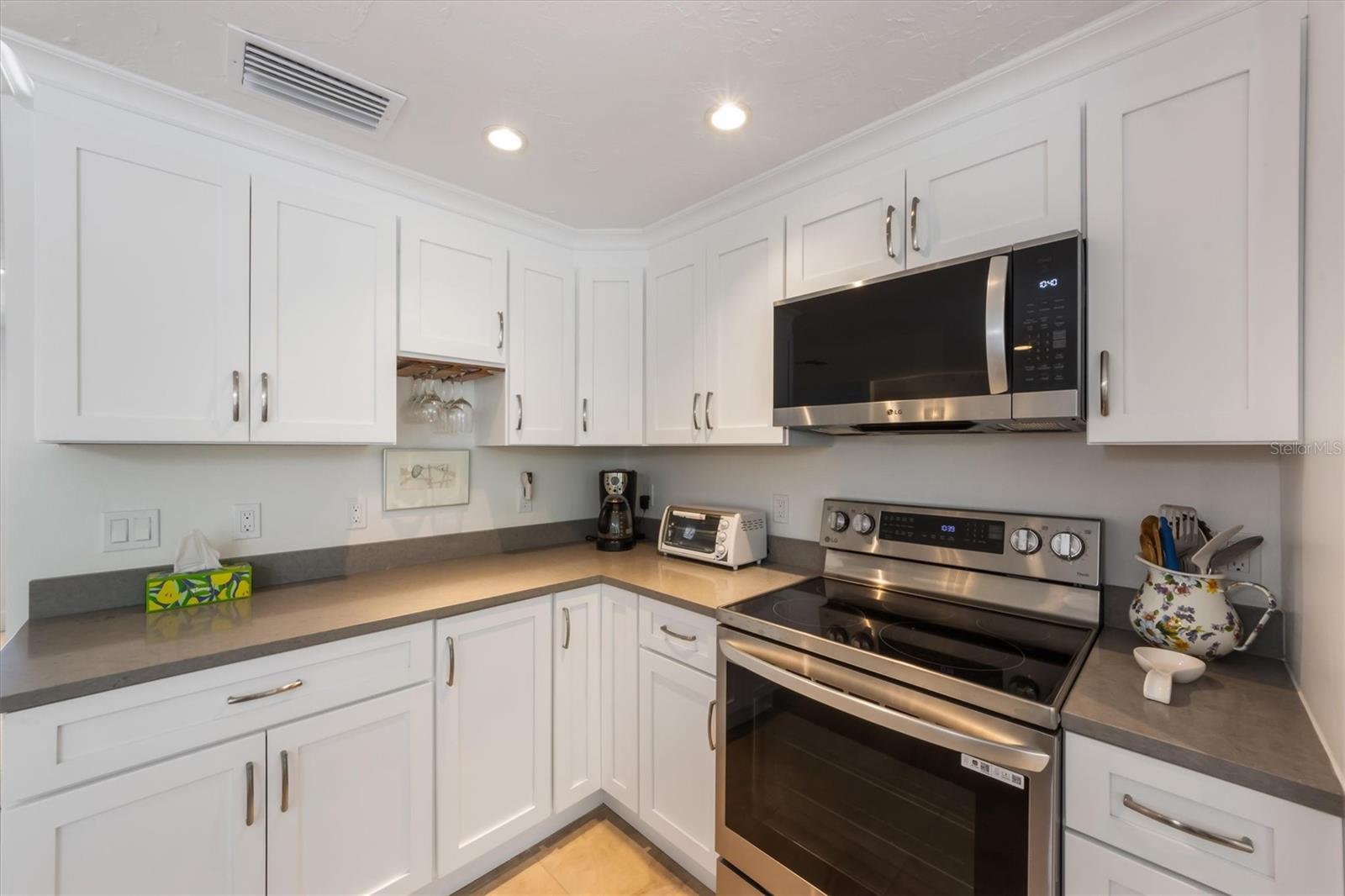 LUANA ISLES - Residential