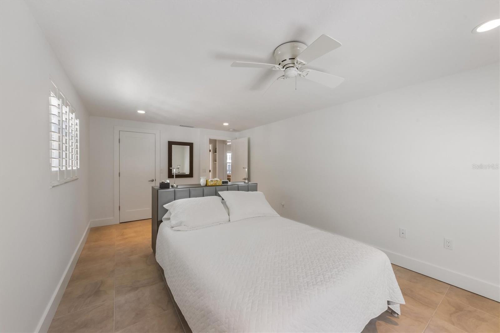 LUANA ISLES - Residential