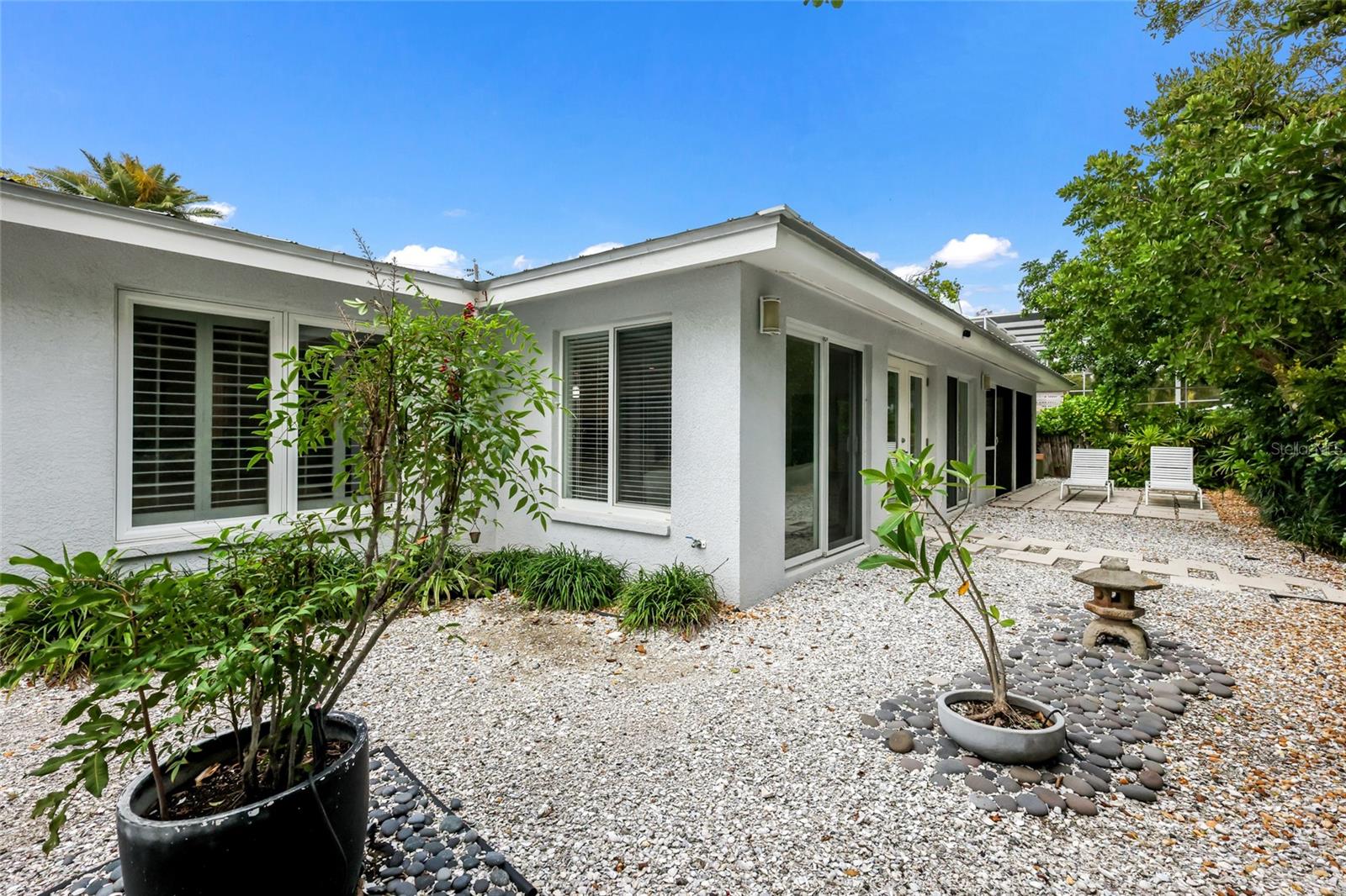 LUANA ISLES - Residential