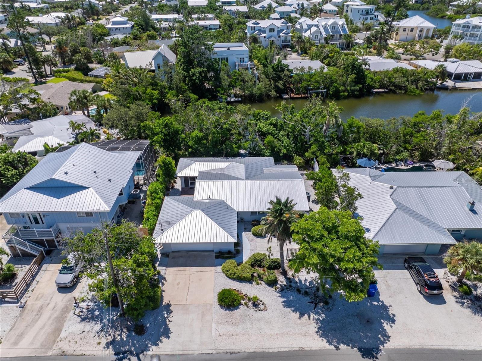 LUANA ISLES - Residential