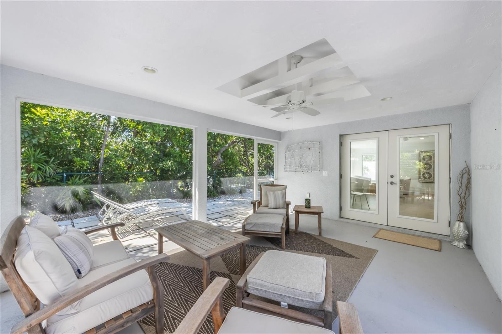 LUANA ISLES - Residential