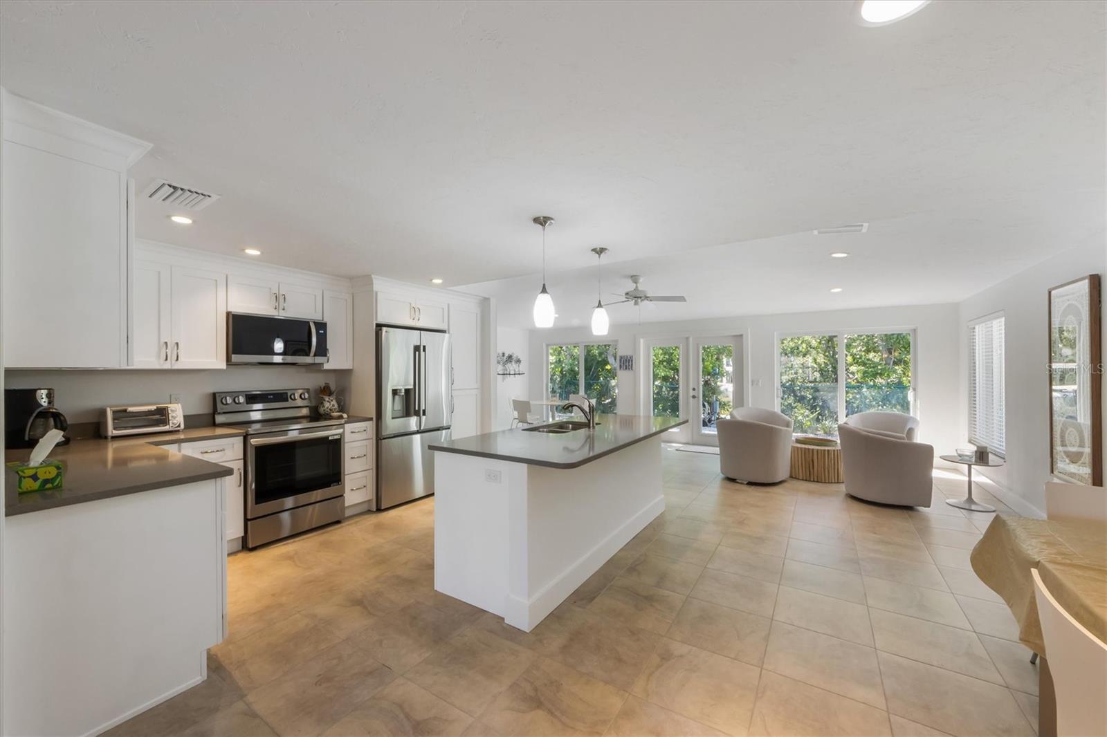 LUANA ISLES - Residential