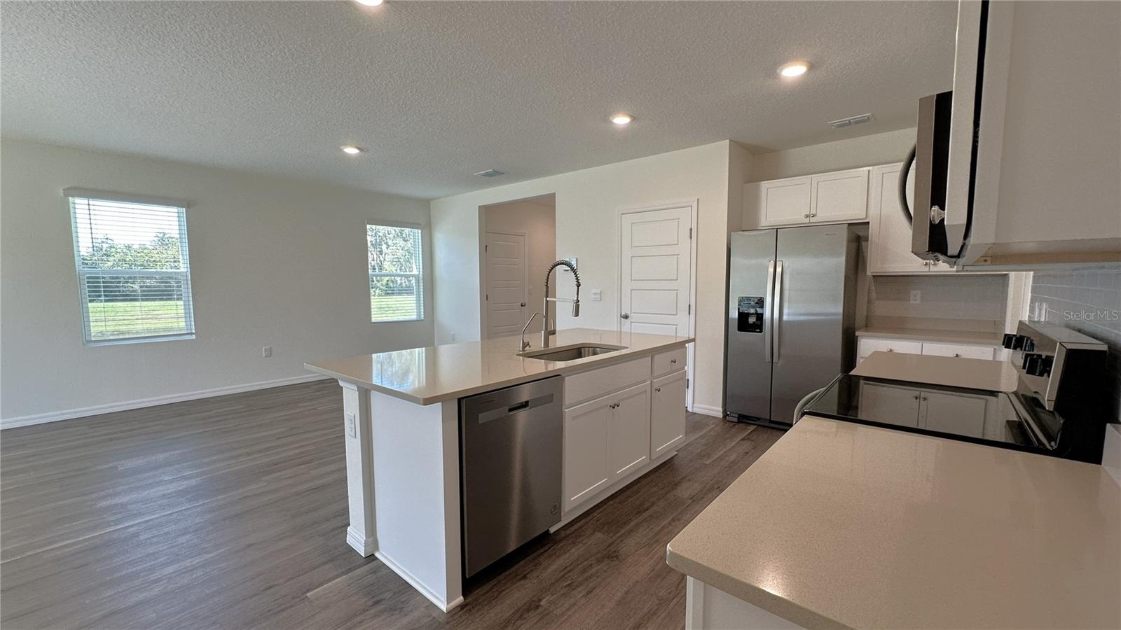 CASCADES PHS 1A & 1B - Residential Lease