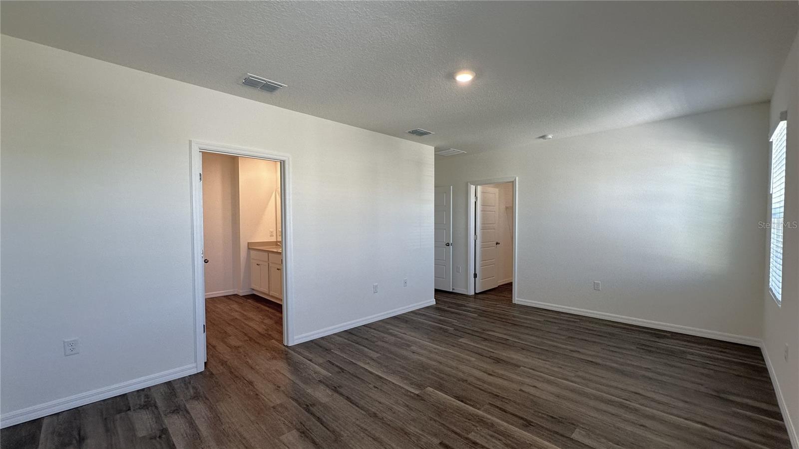 CASCADES PHS 1A & 1B - Residential Lease