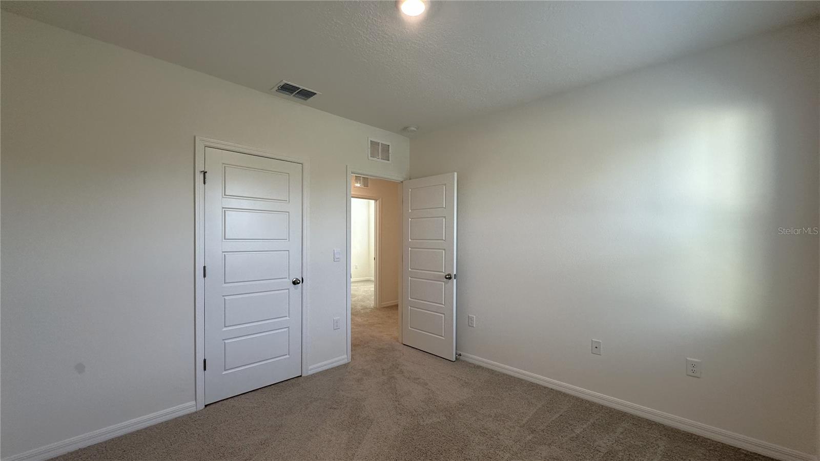 CASCADES PHS 1A & 1B - Residential Lease