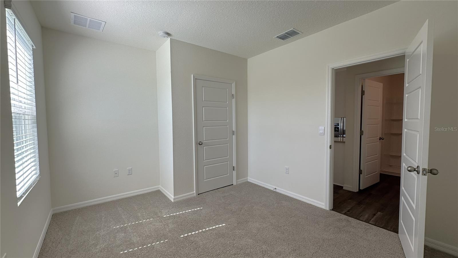 CASCADES PHS 1A & 1B - Residential Lease