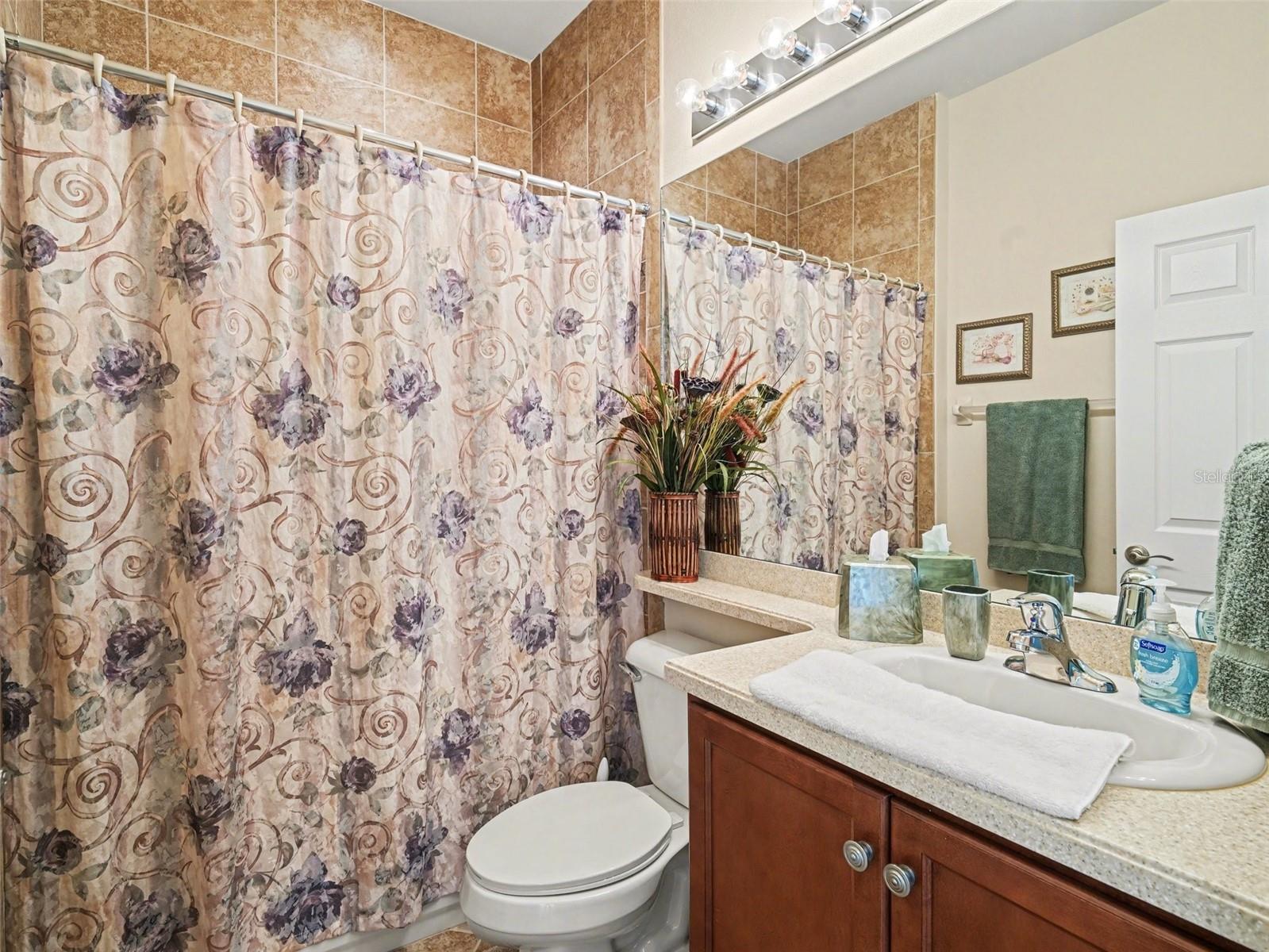 VALENCIA LAKES TR MM PH 3 - Residential