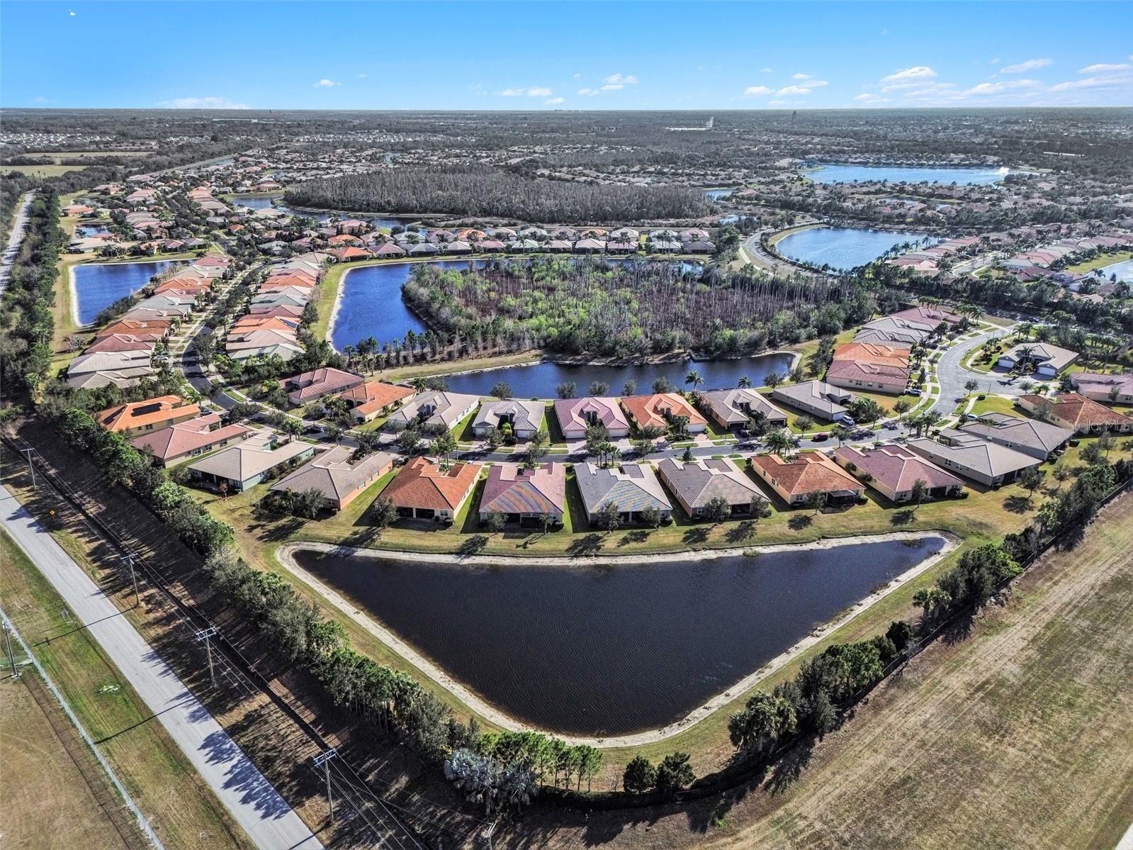 VALENCIA LAKES TR MM PH 3 - Residential