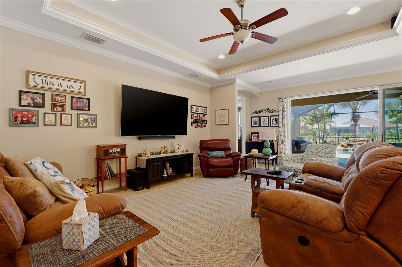 CARIBBEAN VILLAGE - Residential