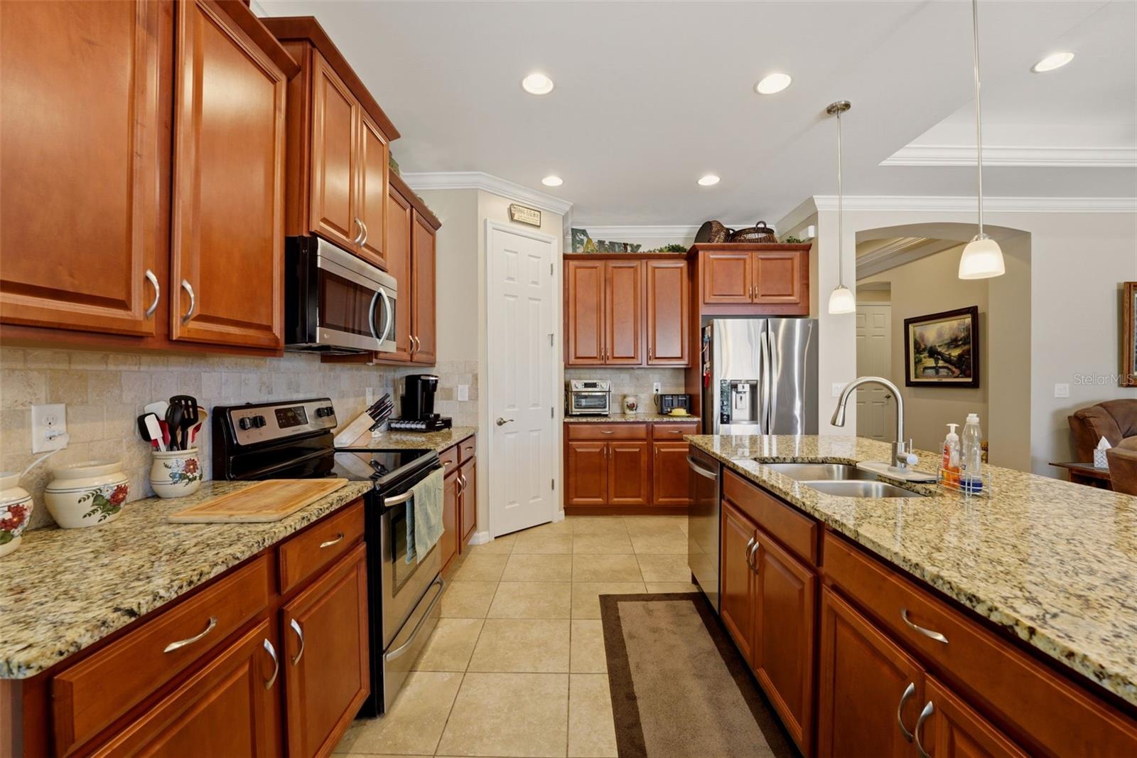 CARIBBEAN VILLAGE - Residential