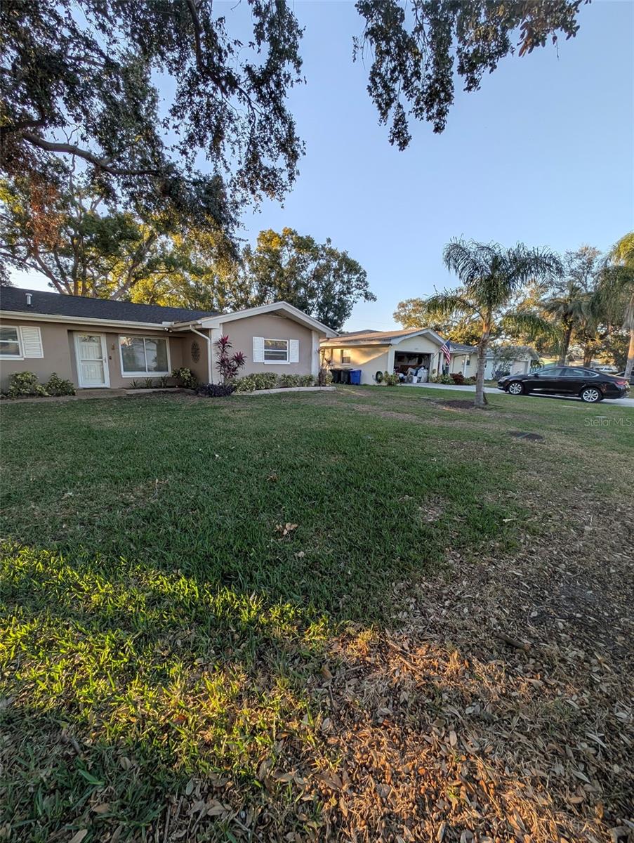 LAKESIDE TERRACE 1ST ADD - Residential Lease