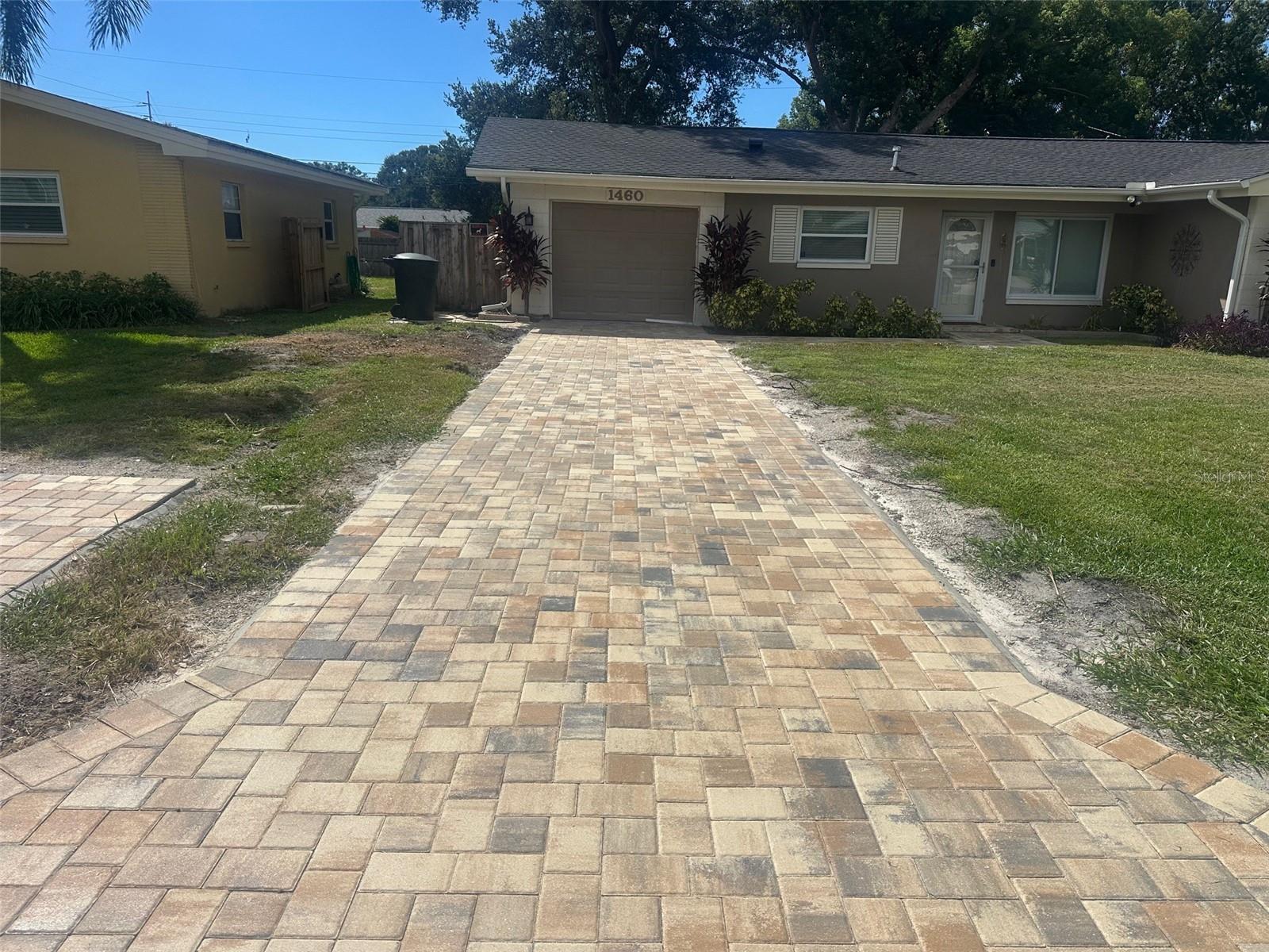 LAKESIDE TERRACE 1ST ADD - Residential Lease