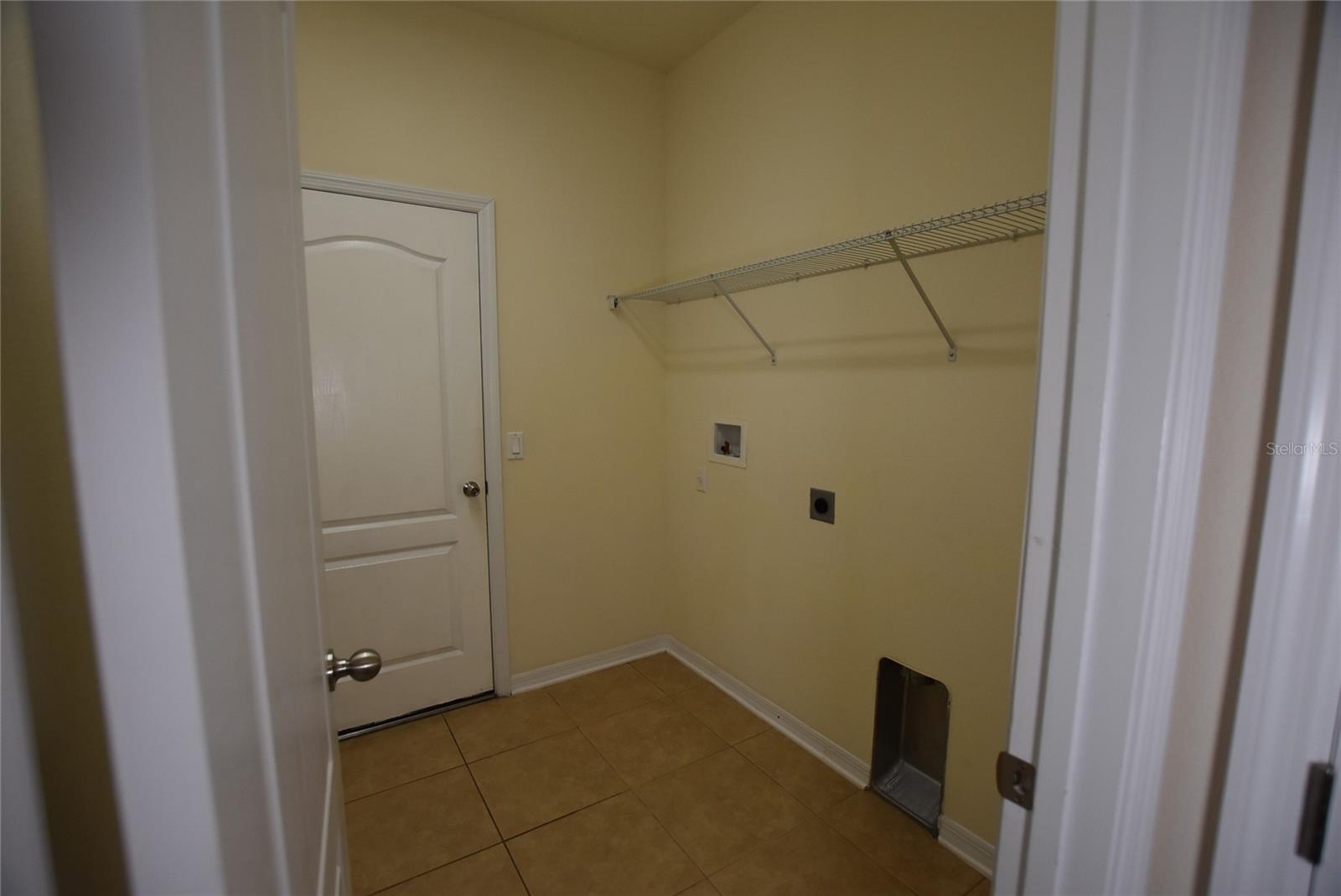 WATERSIDE POINTE PH I I P S T - Residential Lease