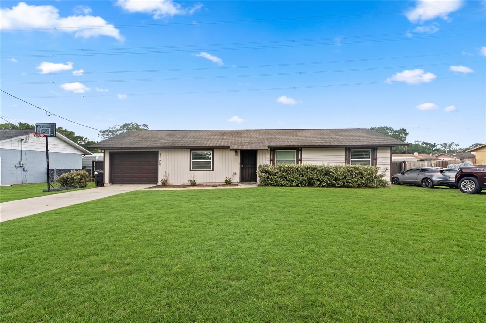 STONE HILL - Residential