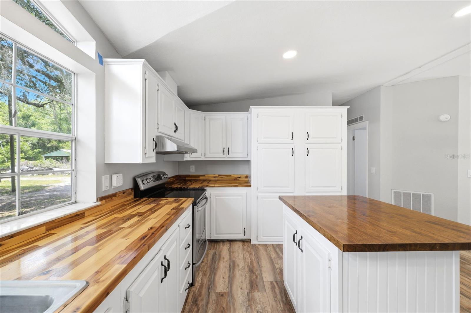 UNPLATTED - Residential