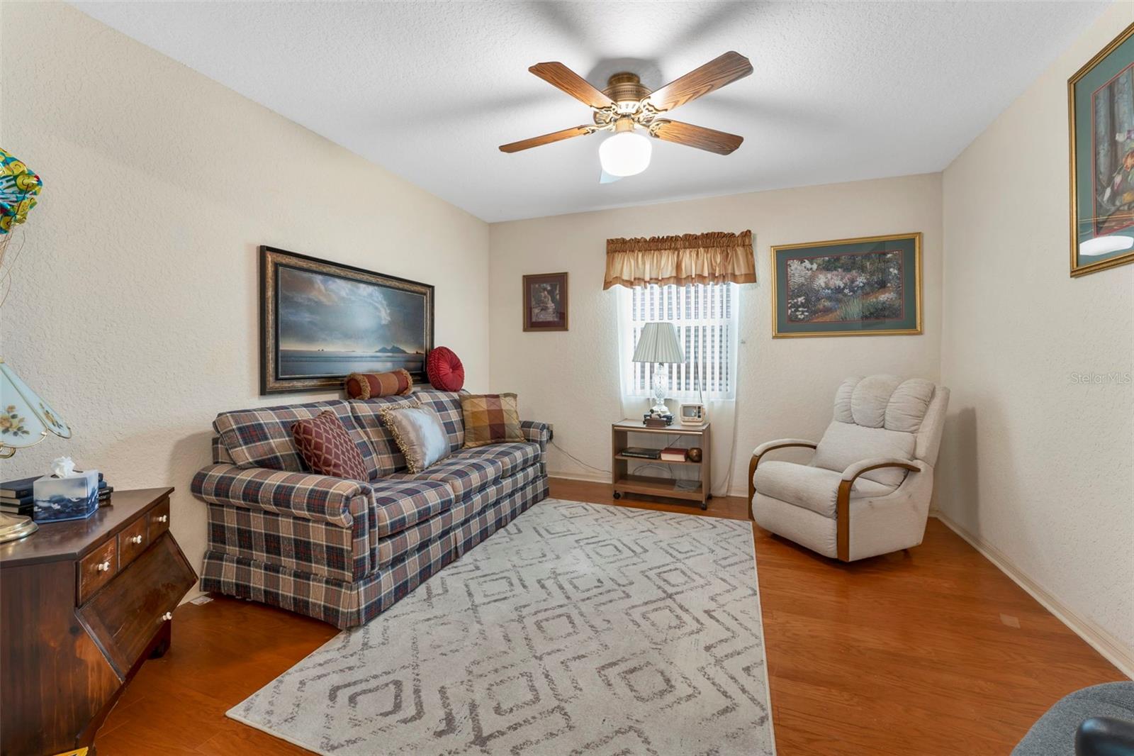 1818 PRAIRIE DUNES CIRCLE N