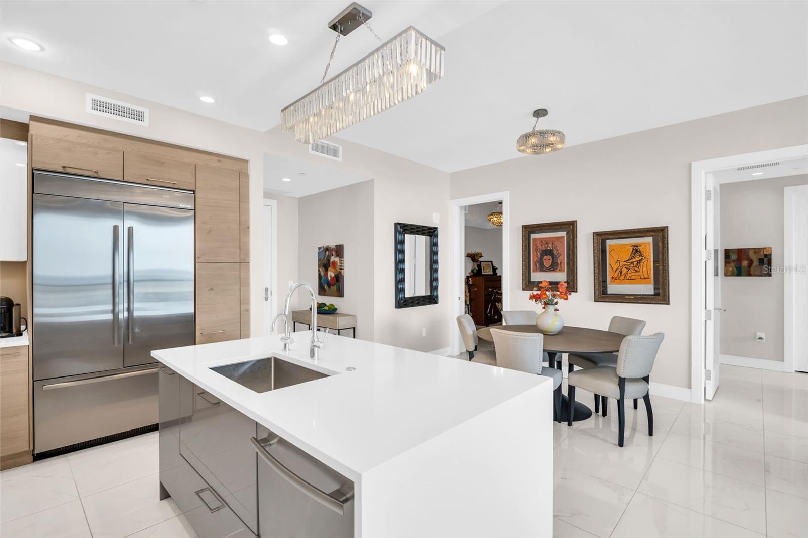 100 1ST AVENUE N 802