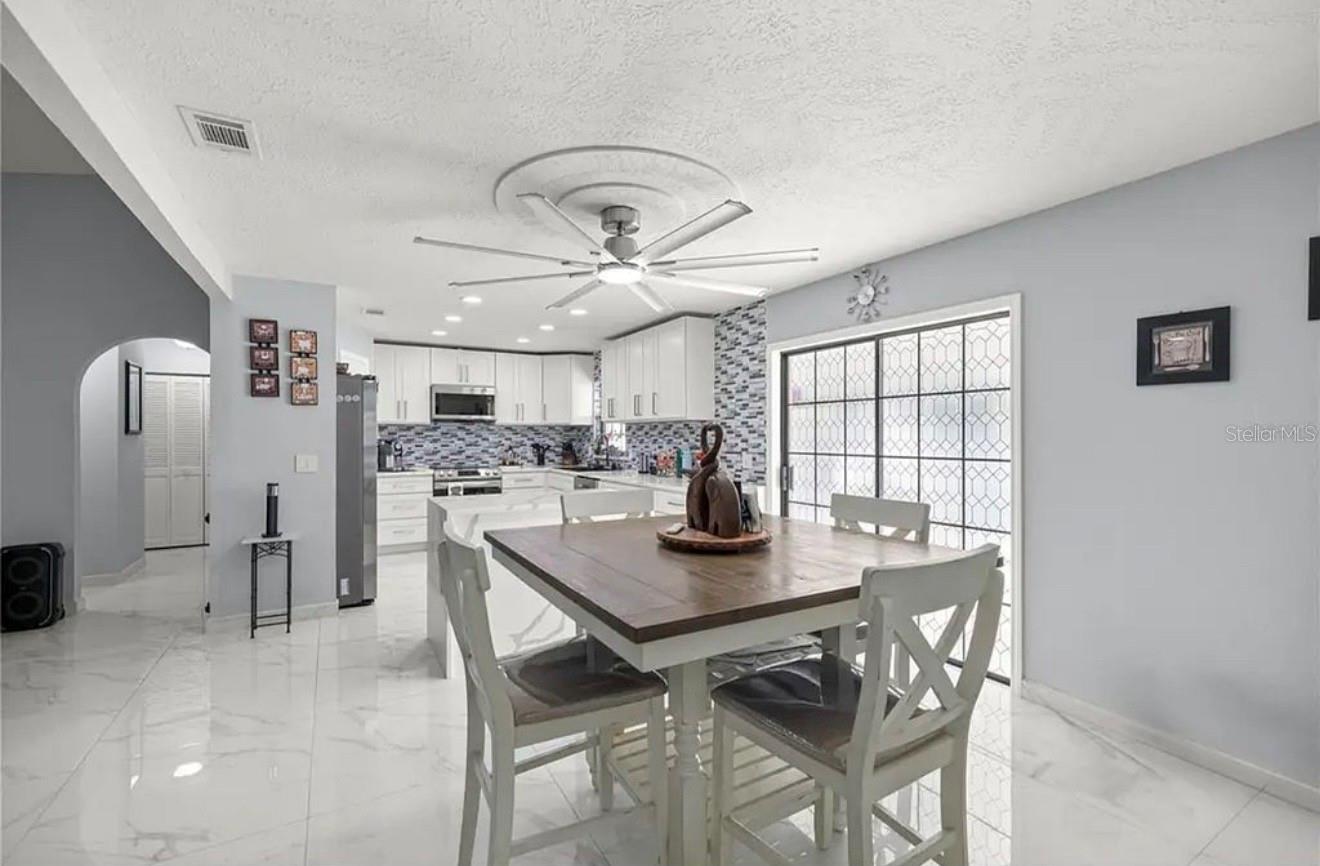 OCALA OAKS - Residential