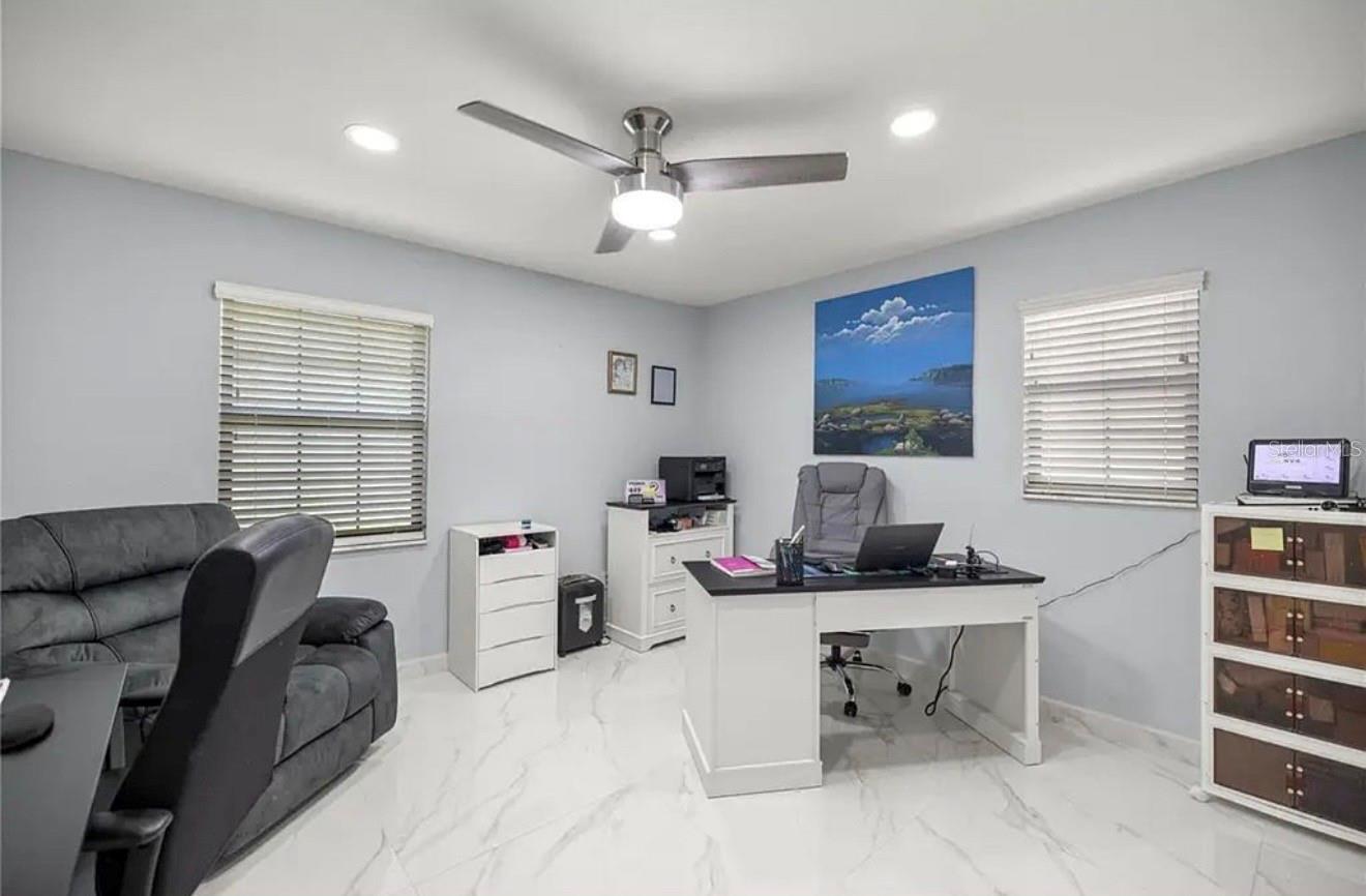 OCALA OAKS - Residential
