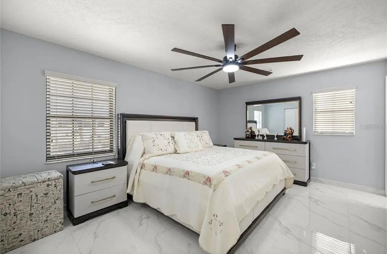 OCALA OAKS - Residential