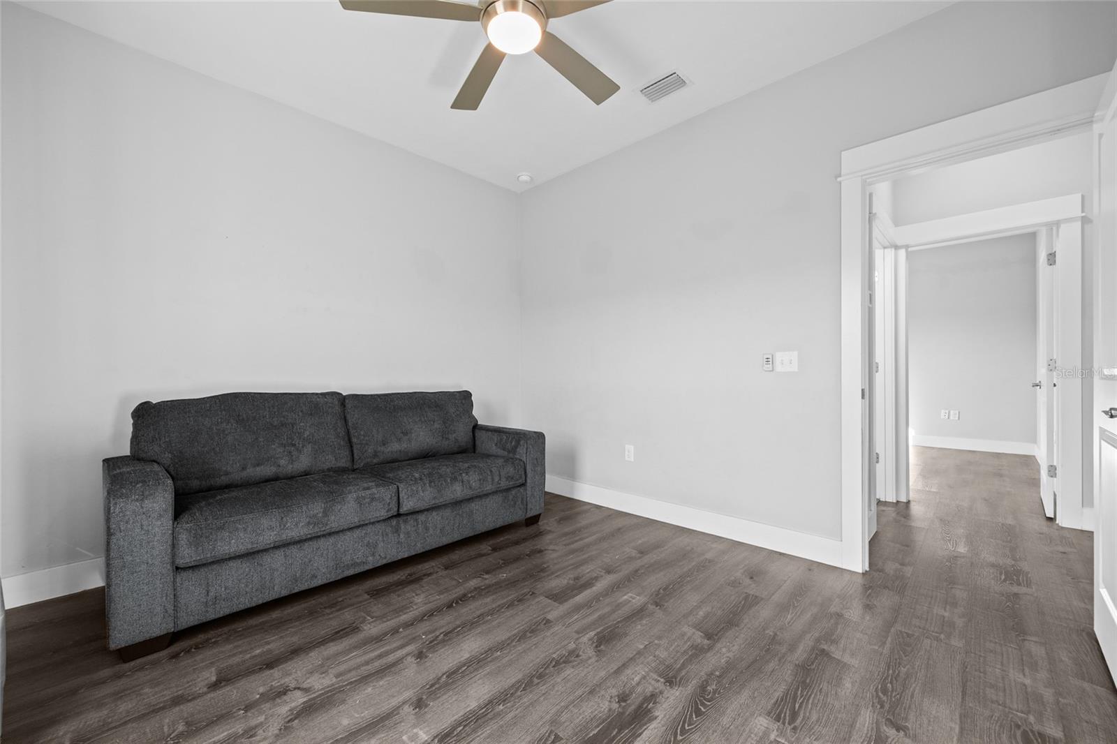 ROLLING MEADOWS SUB - Residential