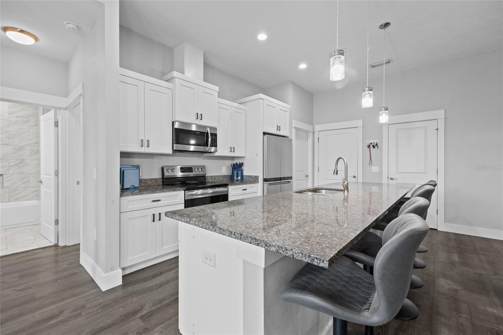 ROLLING MEADOWS SUB - Residential