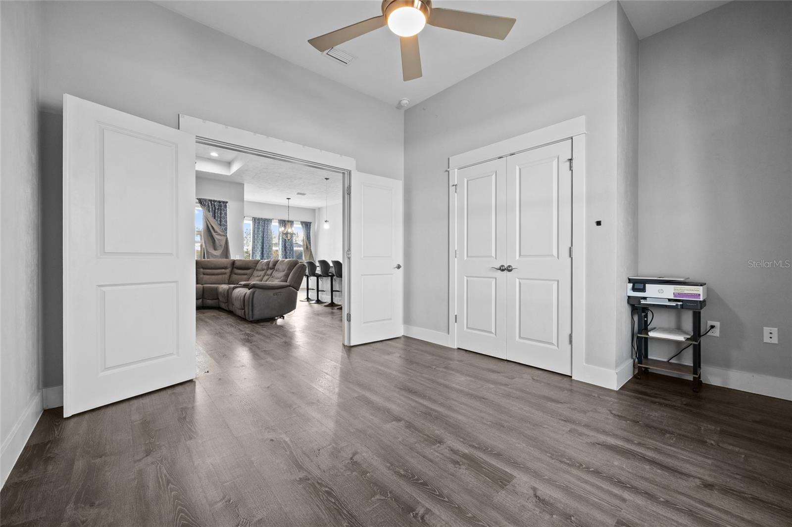 ROLLING MEADOWS SUB - Residential