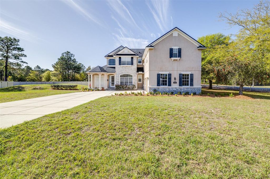 Photo of 27525 Elkwood Circle, Wesley Chapel, FL 33544 (MLS # T3513075)