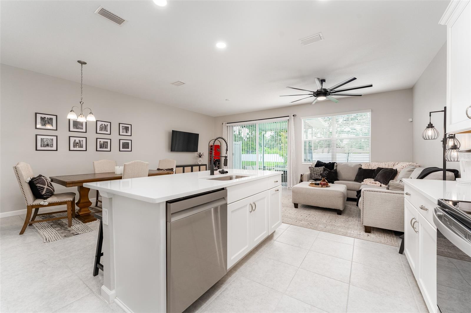 CALUSA CREEK - Residential