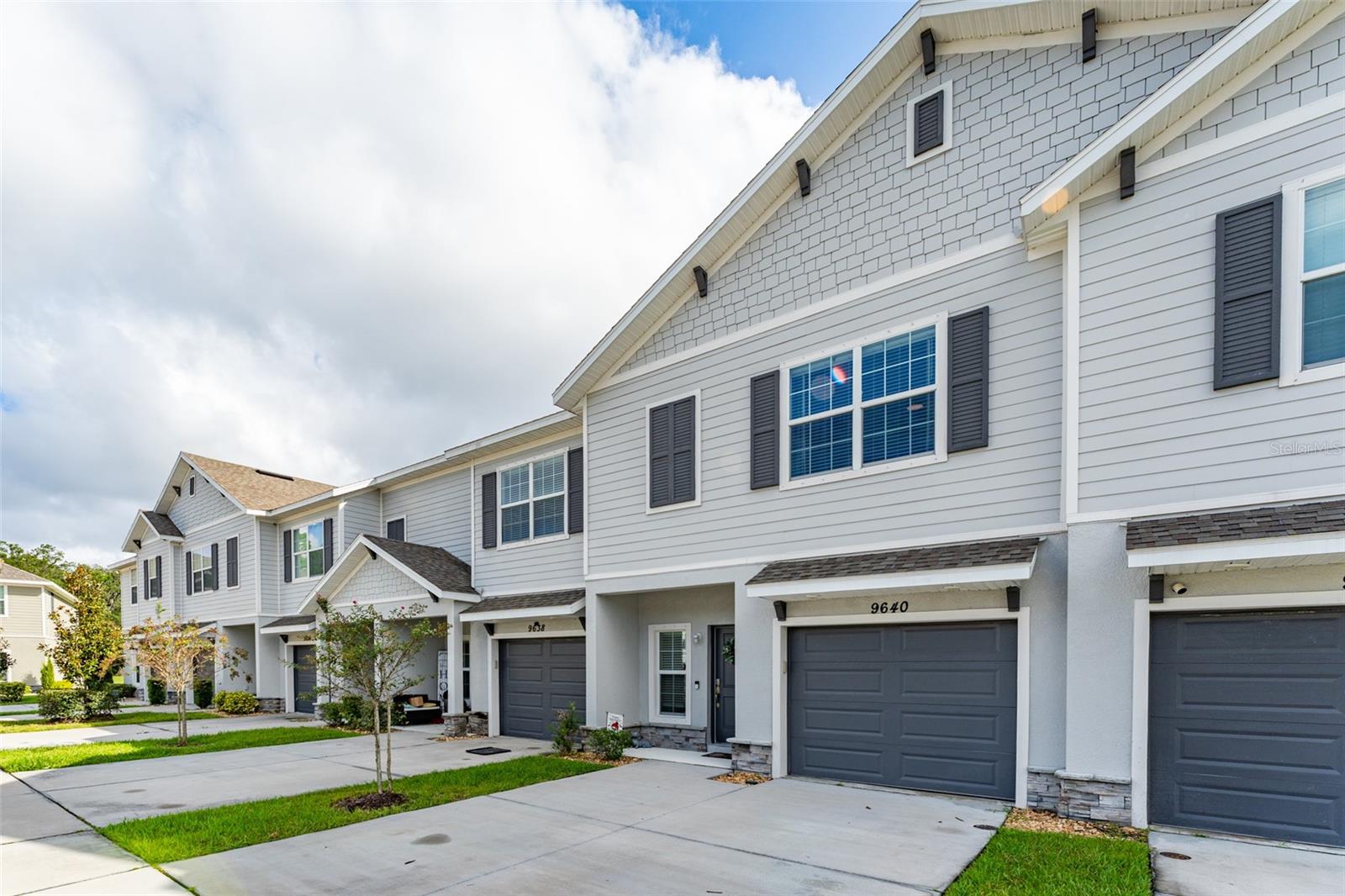 CALUSA CREEK - Residential