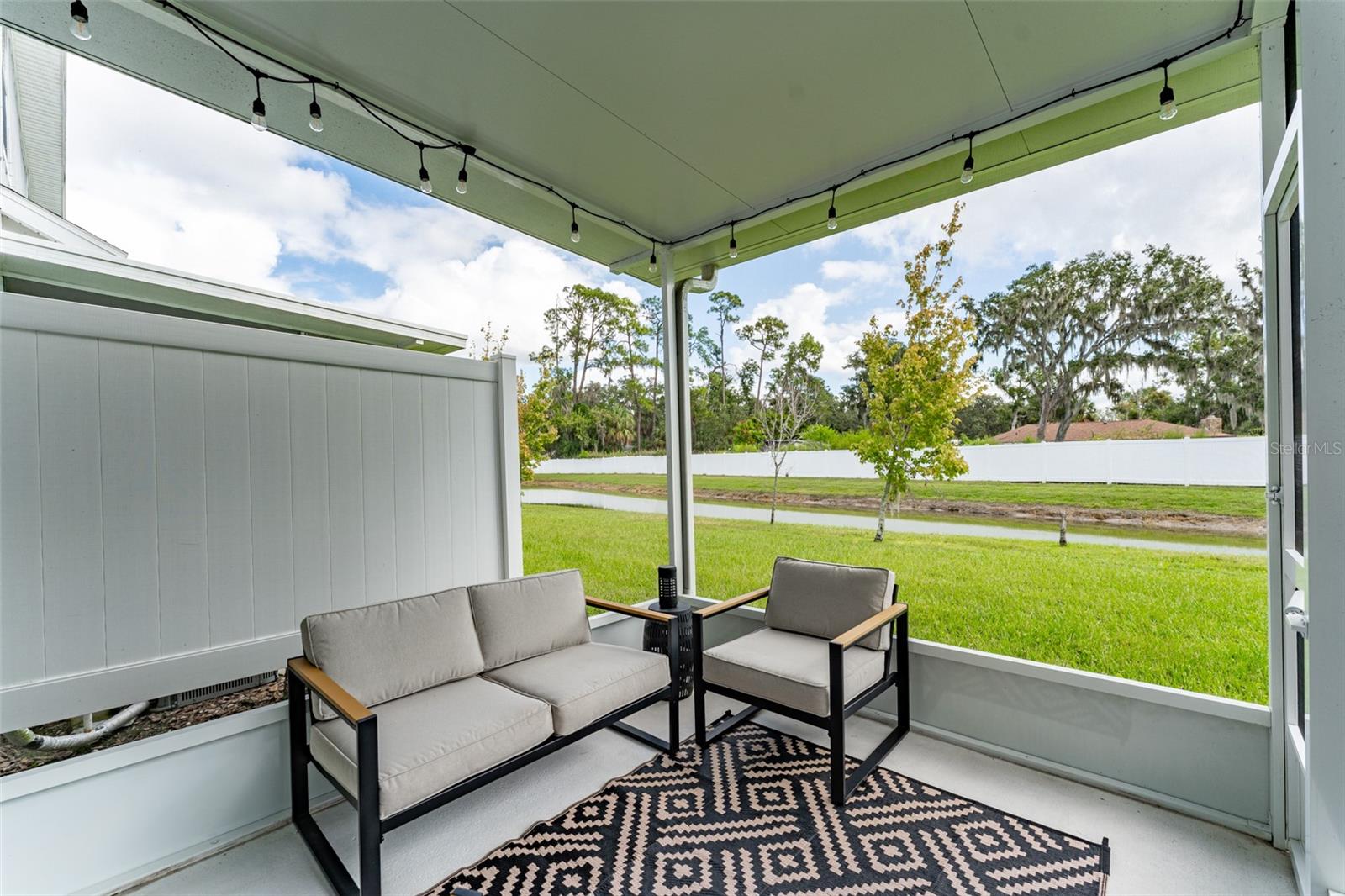 CALUSA CREEK - Residential