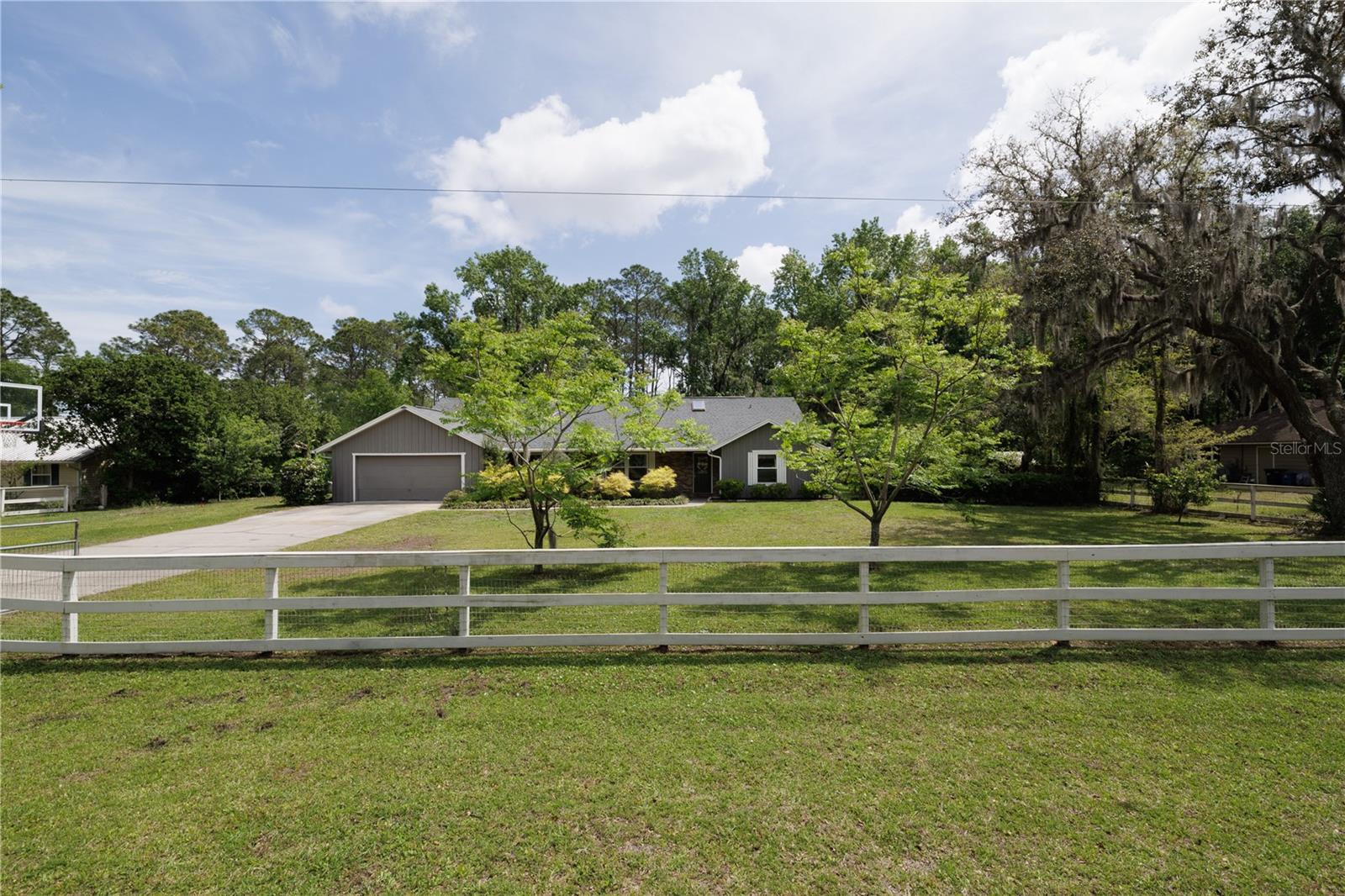 OAKRIDGE ACRES - Residential